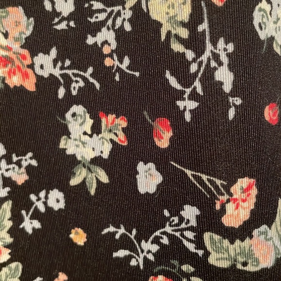 🛍️Floral Crewneck Bodysuit - Picture 7 of 7